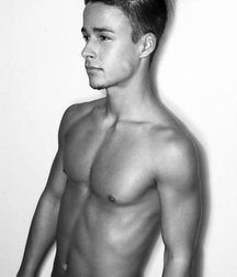 Hotties 5cfcf640d7d08.jpg