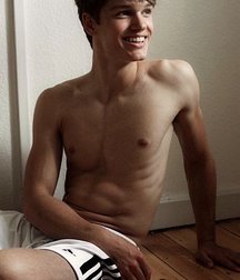 Twinks in Briefs 5cfd7ef7406c4.jpg