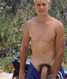 Twinks (1) 5cfd866fcd12c.jpg
