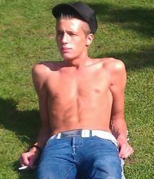 Twinks (3) 5cfe42ebc860c.jpg