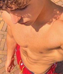 Twinks (4) 5cfec54ddf575.jpg