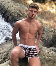 Undies 5d08d400a8acb.jpg