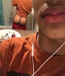 Yes Butt! 5d0e88a4caf97.jpg