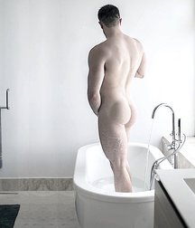 Cheeky Butts (2) 5d16317bc9751.jpg