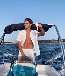 Nice Abs 5d2ad25121562.jpg