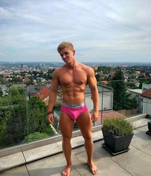 Beach Hunks 5d56d5d93aa33.jpg