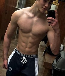 Cock Fest 5d5e68ad86914.jpg