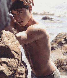 Beach Hotties 5d6236277f37e.jpg
