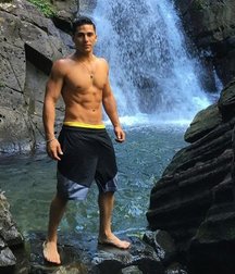 A Few Good Twinks 5d6535a11642b.jpg