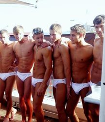 Twinks in Speedos 5d673b2565da4.jpg