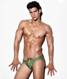 Drop- Dead Gorgeous 5d68436e18d17.jpg