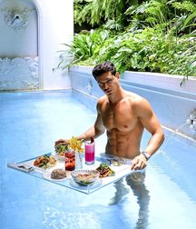 Seaside Twinks 5d6bd26fa664e.jpg