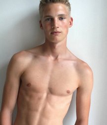 Twinking Tuesday 5d6e53a60bbae.jpg