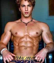 Terrific Twinking Tuesday 5d77debdab3a1.jpg