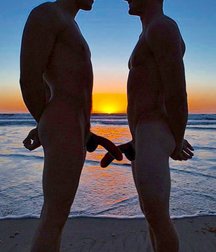 Twinking Hump Day 5db99d27425a7.jpg