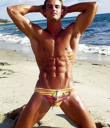 Tuesday's Twinking Lads 5dd33c5f4c06d.jpg