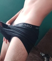 It's Twinking December 5de44d9db105e.jpg