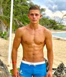 December Twinking Guys 5e0687ea602b5.jpg