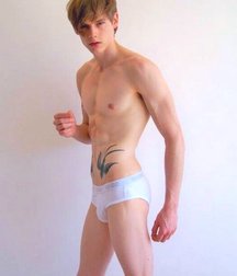 Twinks on a Sunday 5e093c380da12.jpg