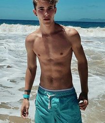 Hot Twinks with Hot Bods 5e3f4119880a1.jpg