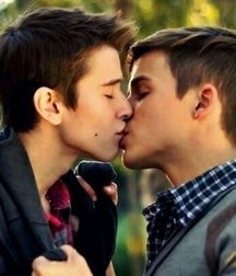 LGBT Todos 5cf82de299e23.jpg