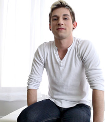 Twinks 32 5d0b45781bdf8.jpg