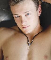 Twinks 42 5d1250561f303.jpg