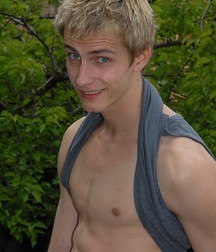 Twinks 50 5d1910e498586.jpg