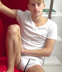 Twinks 55 5d21a59ae0079.jpg