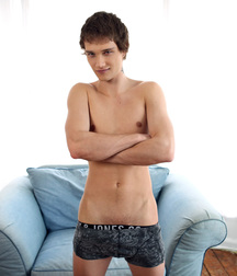 Twinks 76 5d28e10e9f157.jpg