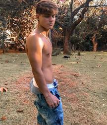 Twinks 107 5d3b5580899ac.jpg