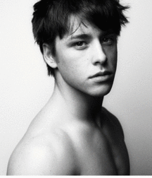 Twinks 110 5d3c39e6ed61e.gif