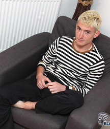 Twinks 120 5d4959096a70e.jpg
