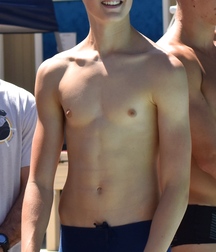 Twinks in pool 7 5d4de9fa88a57.jpg