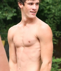 Twinks in pool 8 5d4dea5ed76cb.jpg