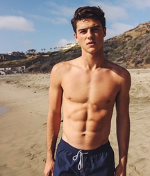 Twinks in pool 8 5d4dea7785590.jpg
