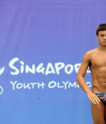 Twinks in pool 9 5d59acb112a6a.jpg