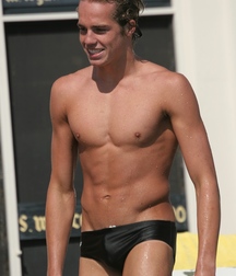 Twinks in pool 10 5d59ad3e330f7.jpg