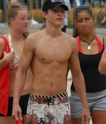 Twinks in pool 16 5d5fe70231bd1.jpg