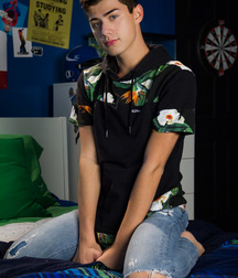 Twinks 182 5d7d3f37886d2.jpg