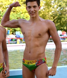 Twinks in pool 21 5d80e28aa81b8.jpg