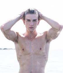 Twinks in pool 21 5d80e299d4f58.jpg