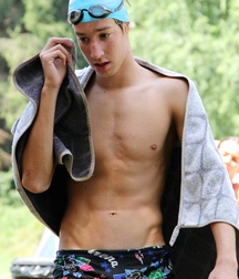Twinks in pool 22 5d91db667e433.jpg