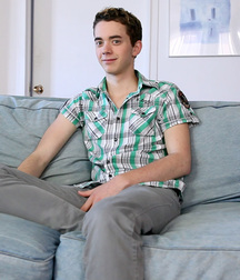 Twinks 204 5d9e30d85e5c1.jpg