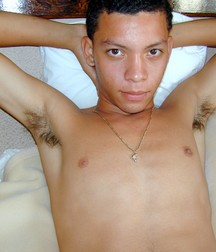 Twinks 255 5dd443d54443e.jpg