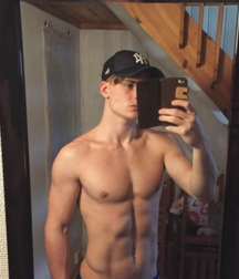 Twinks 257 5dd4478481bd5.png