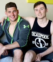 Twinks 266 5de43dc02eef3.jpg