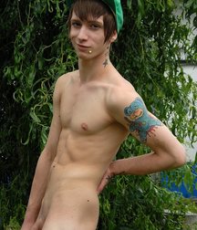 Twinks 397 5e6d4d6ce2d96.jpg
