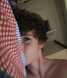 boys 5d07f4c612384.jpg