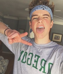 boys 5d07f4cf11cf4.jpg